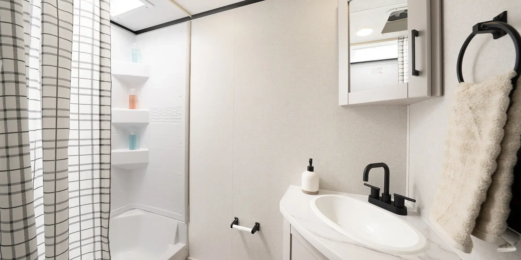 Jay Feather SL interior 1