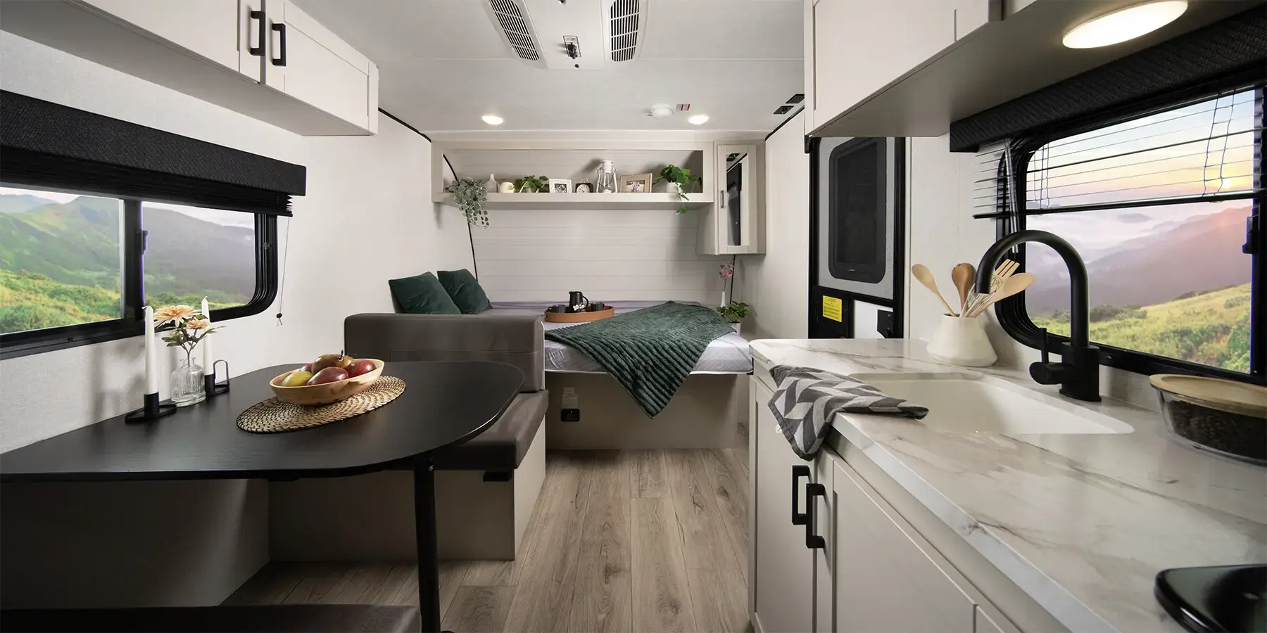 Jay Feather Air SL interior 2