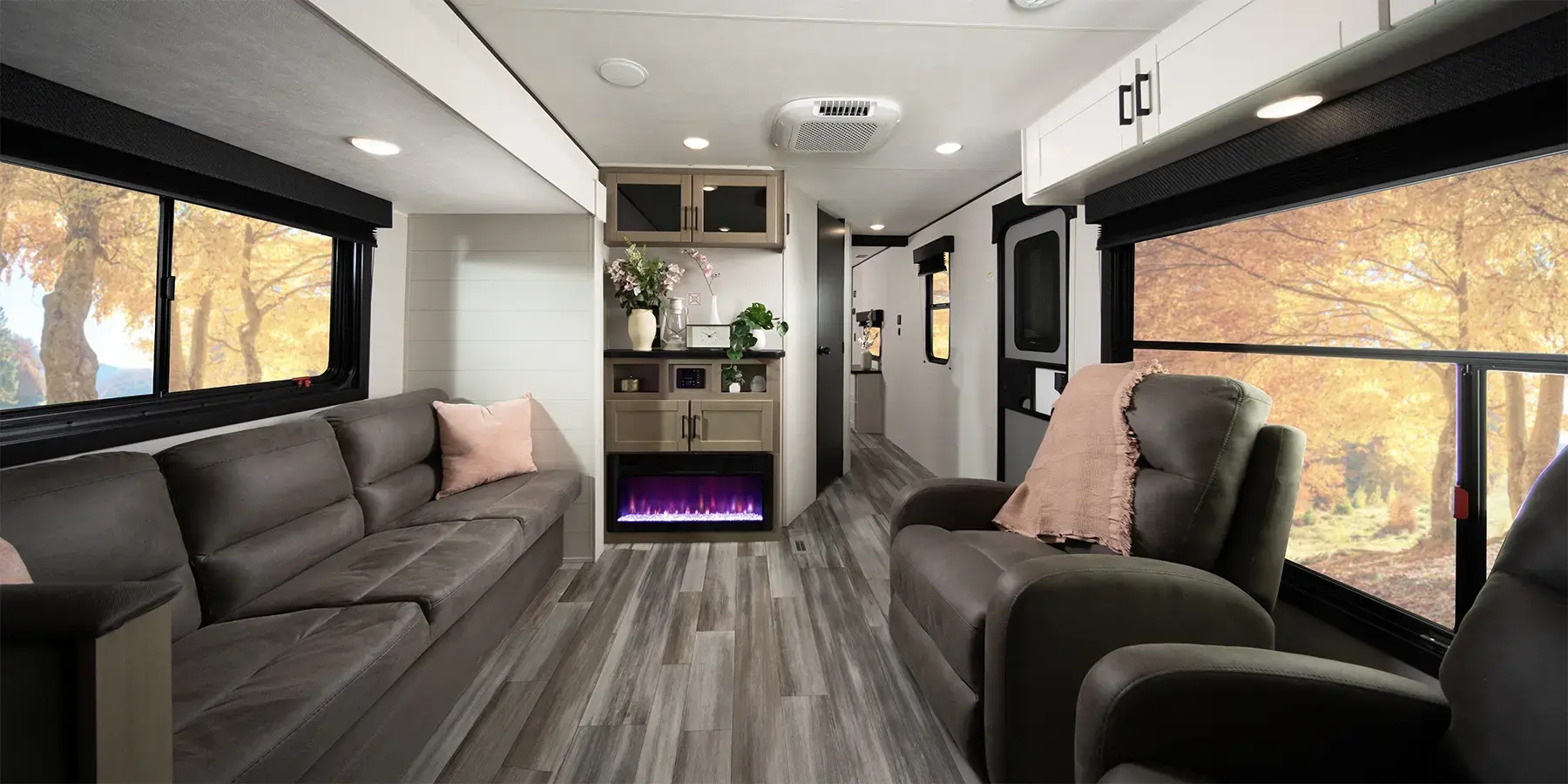 Jay Flight SLX interior 5